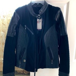 Harley Davidson leather/Canvas jacket. Venting, Riding, body Armor pockets..